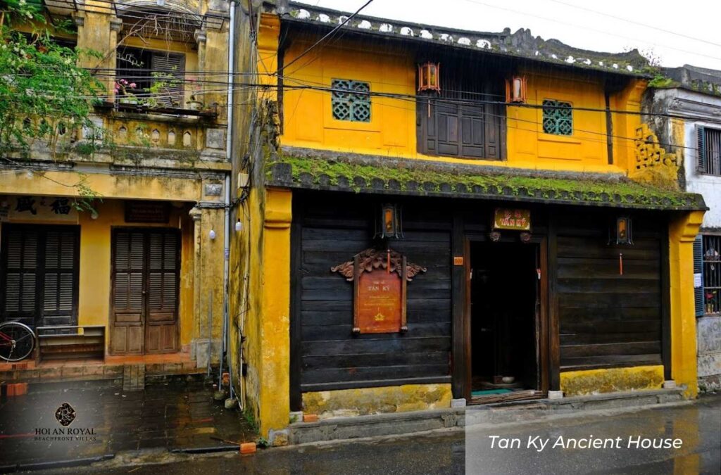 Tan Ky Ancient House