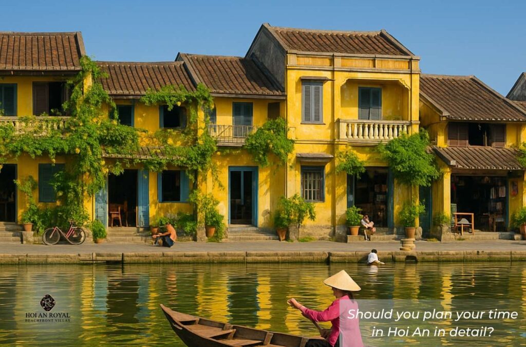 Discover beautiful moments like sunset on Hoai River
