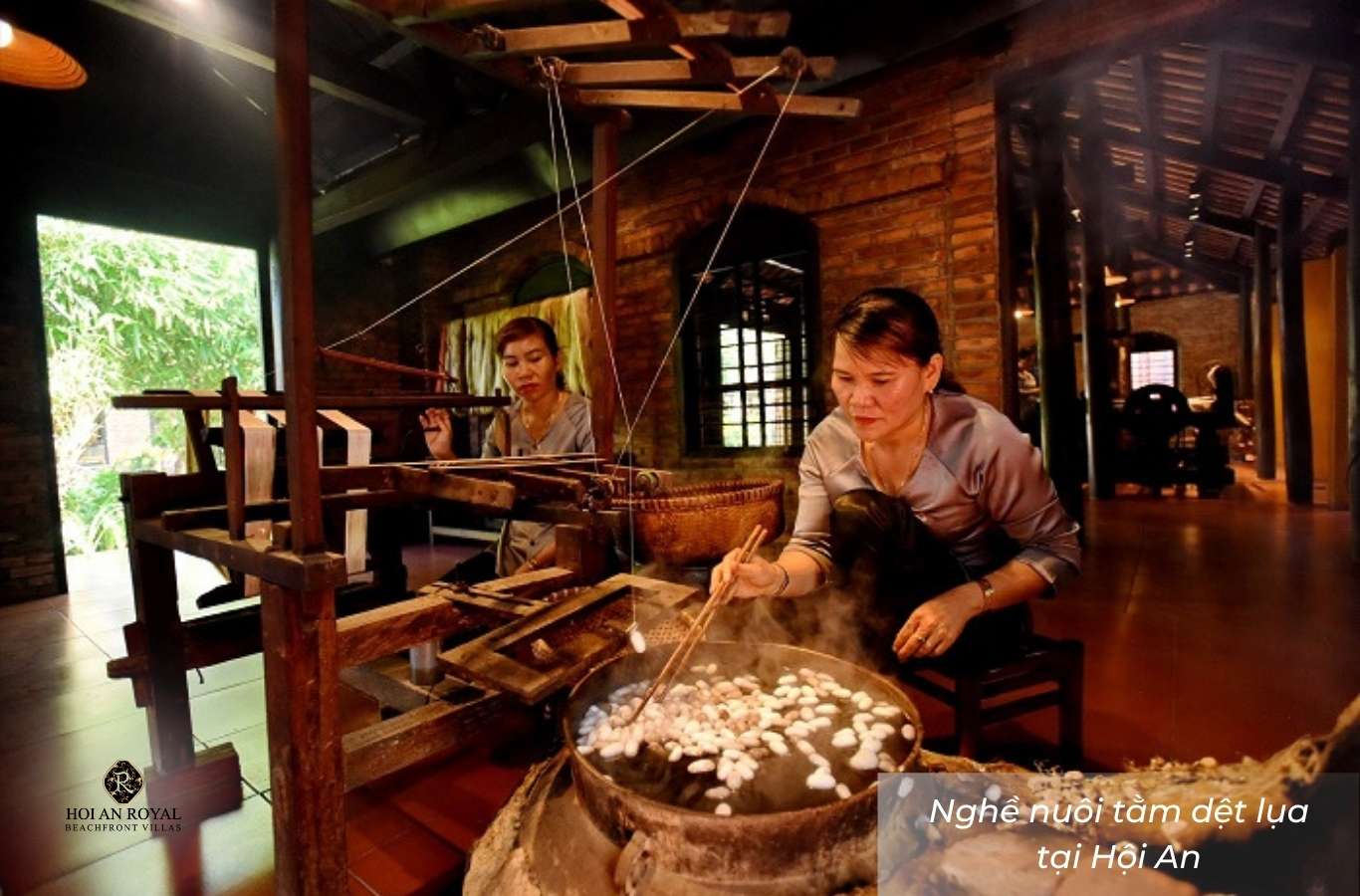 Nghề nuôi tằm dệt lụa truyền thống tại Hội An