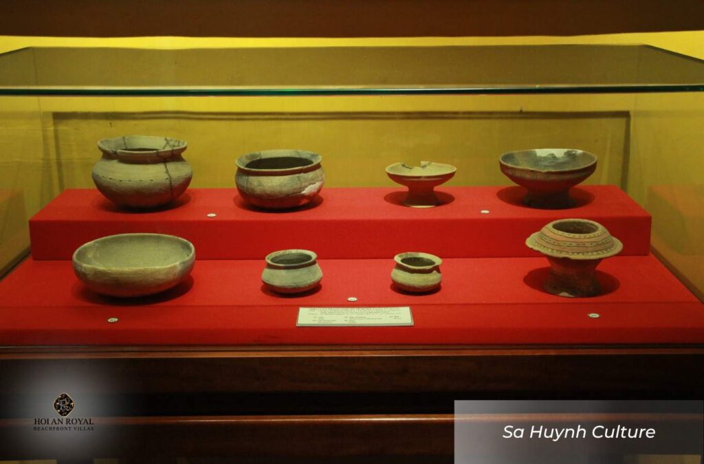 The Sa Huynh cultural artifacts discovered in Cu Lao Cham reflect the early stage of Hoi An Culture