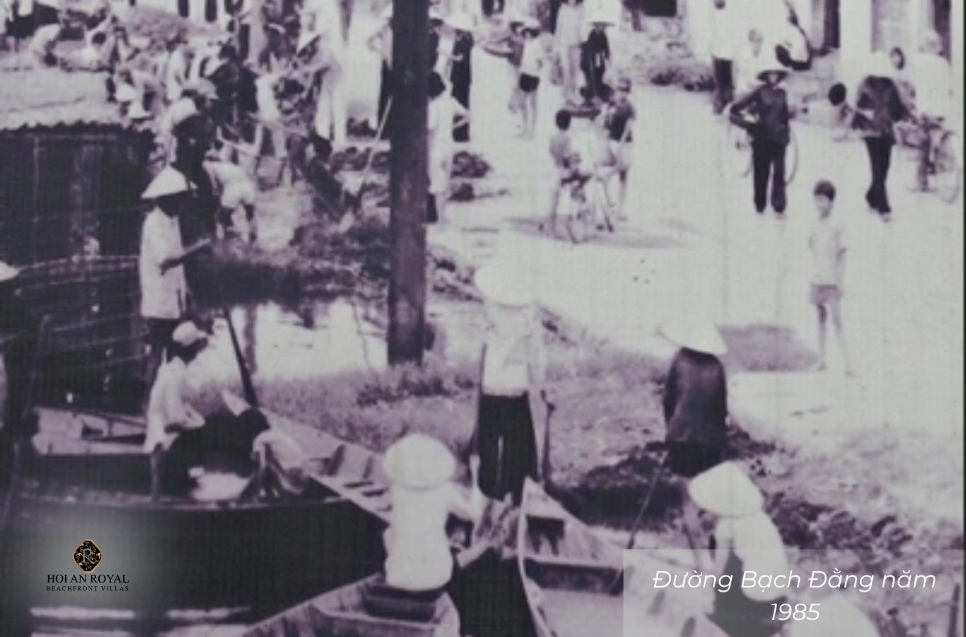 Đường Bạch Đằng ven sông Hoài vào năm 1985