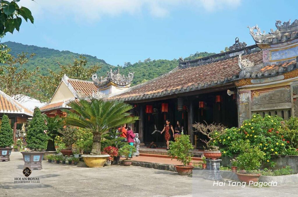 Hai Tang Temple