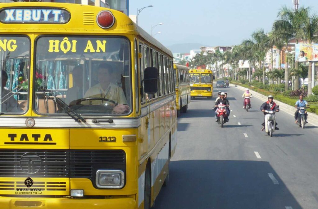 Traveling from Da Nang to Hoi An by public bus