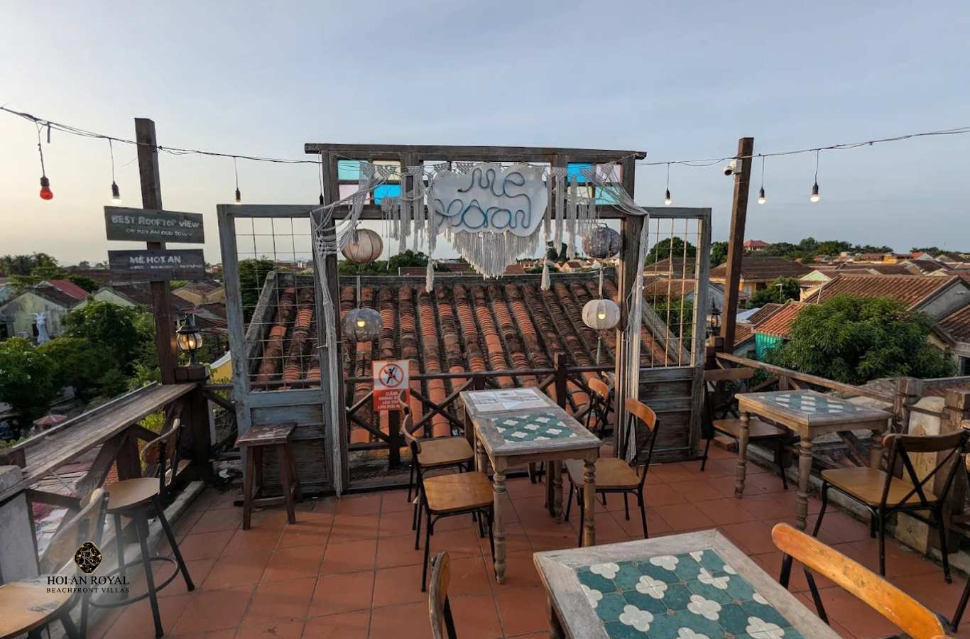 Me Hoi An Rooftop Coffee & Kitchen