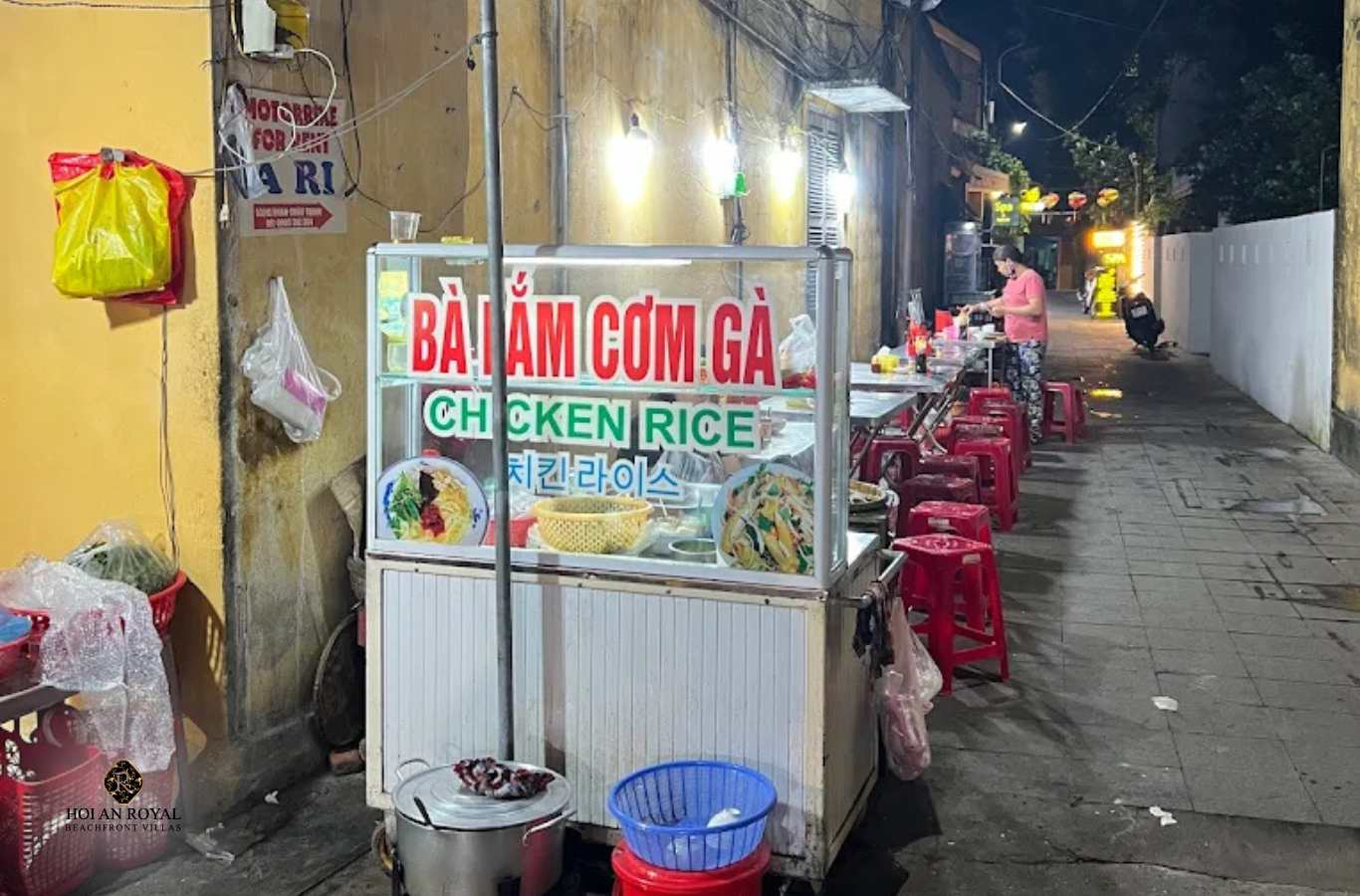 Cơm gà Bà Lắm