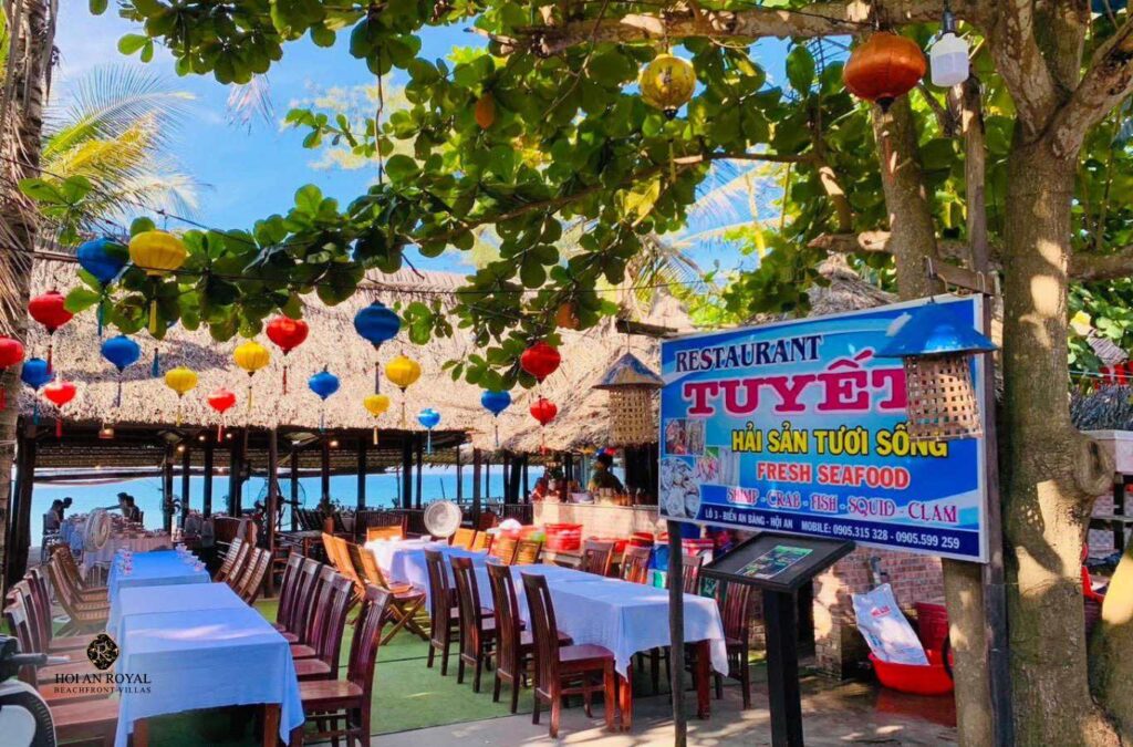 Outdoor space at Tuyet Bien An Bang – a standout among seafood restaurants in Hoi An
