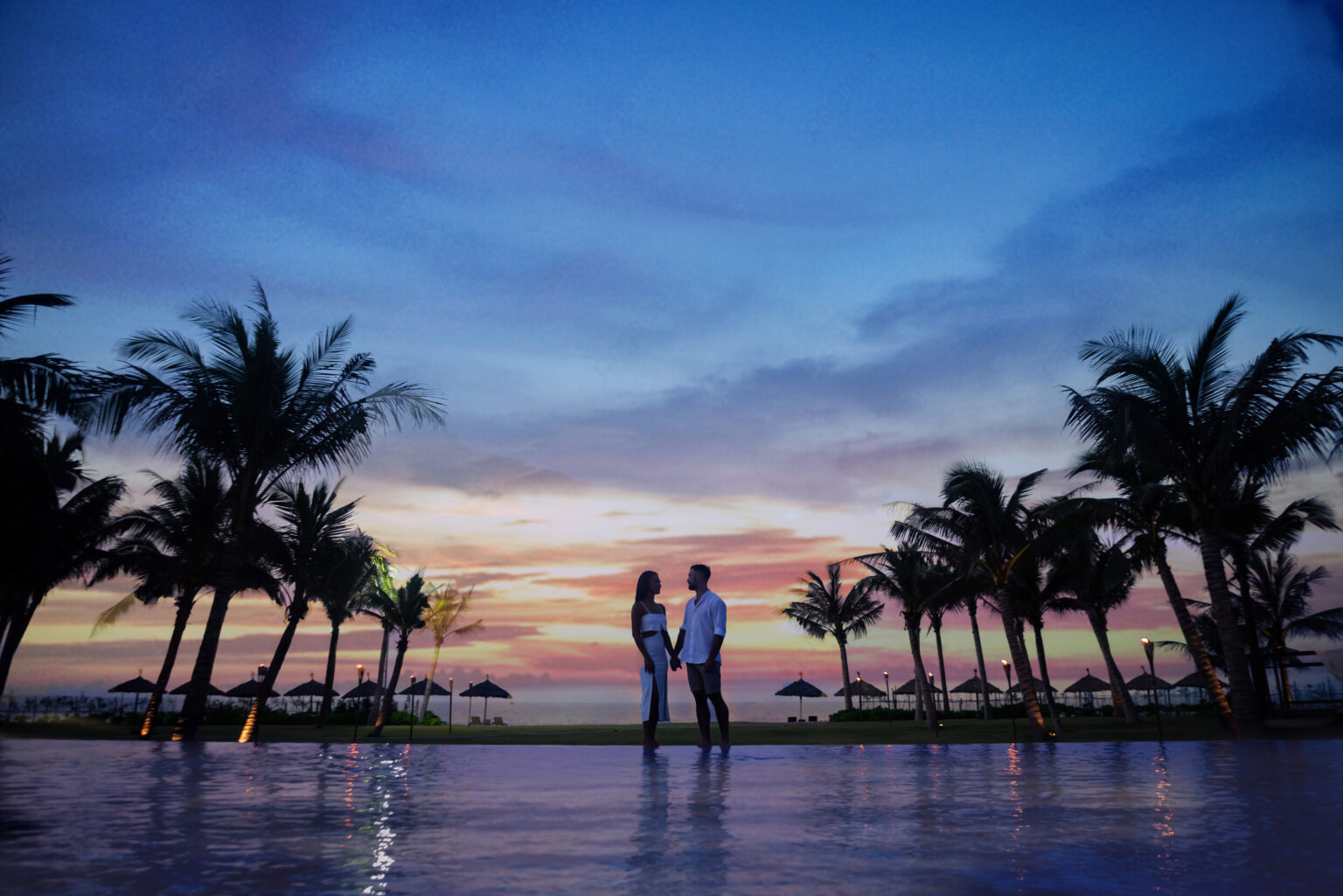 infinity pool in Da Nang beach resort