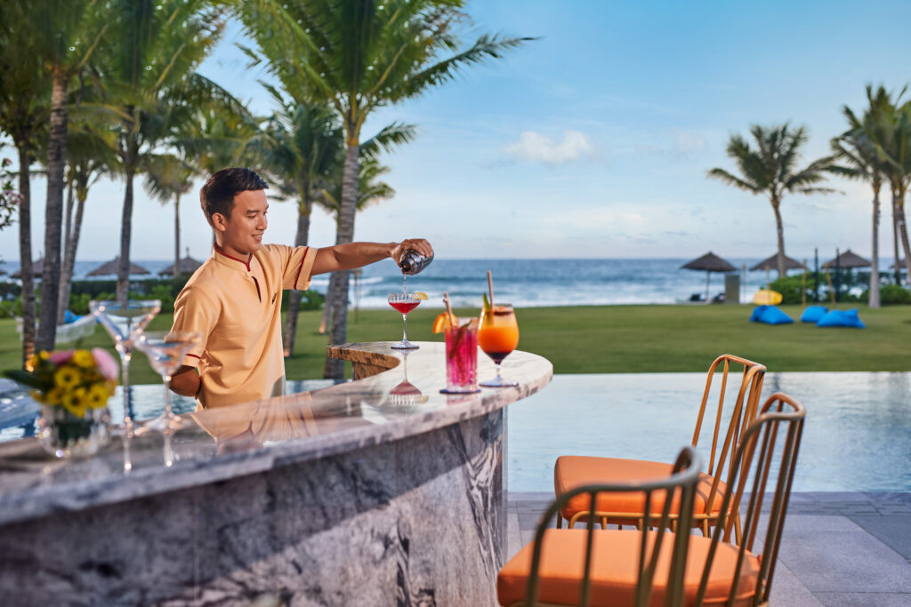 The Hut Beach Pool Bar